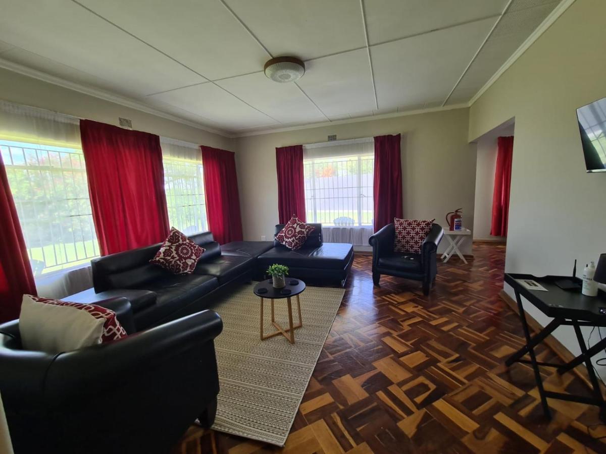 Lion Lodge Bloemfontein Exteriér fotografie