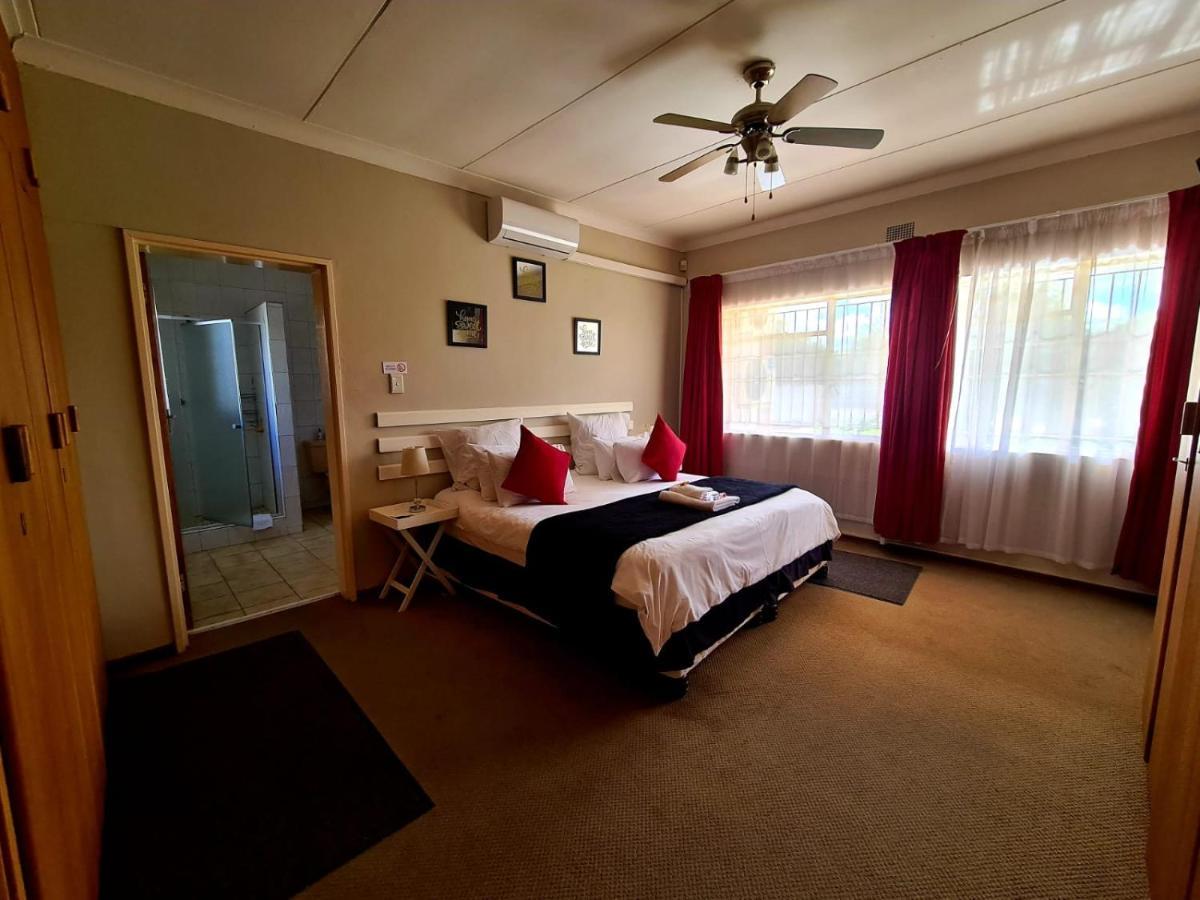 Lion Lodge Bloemfontein Exteriér fotografie